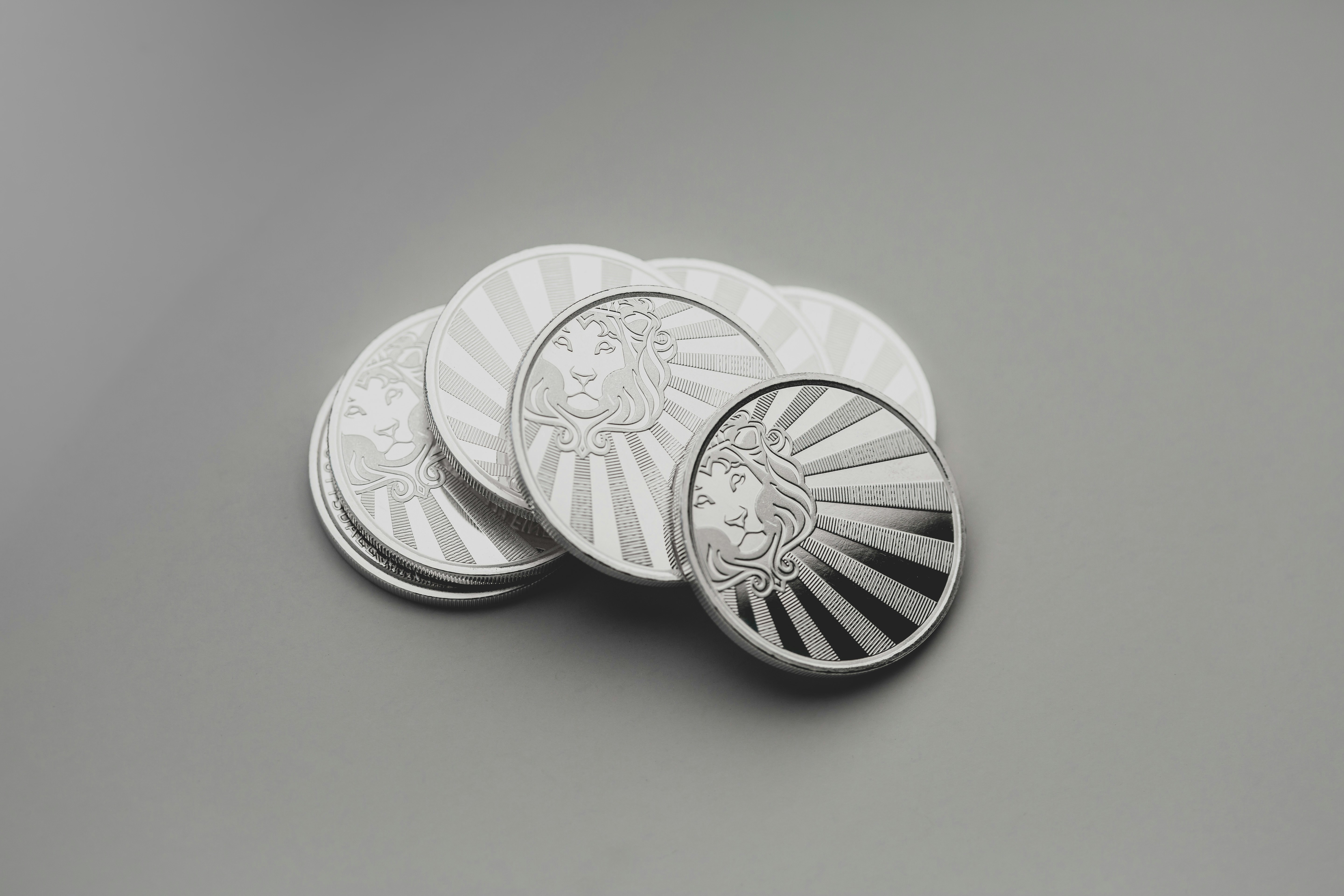 Silver bullion and collectible metal